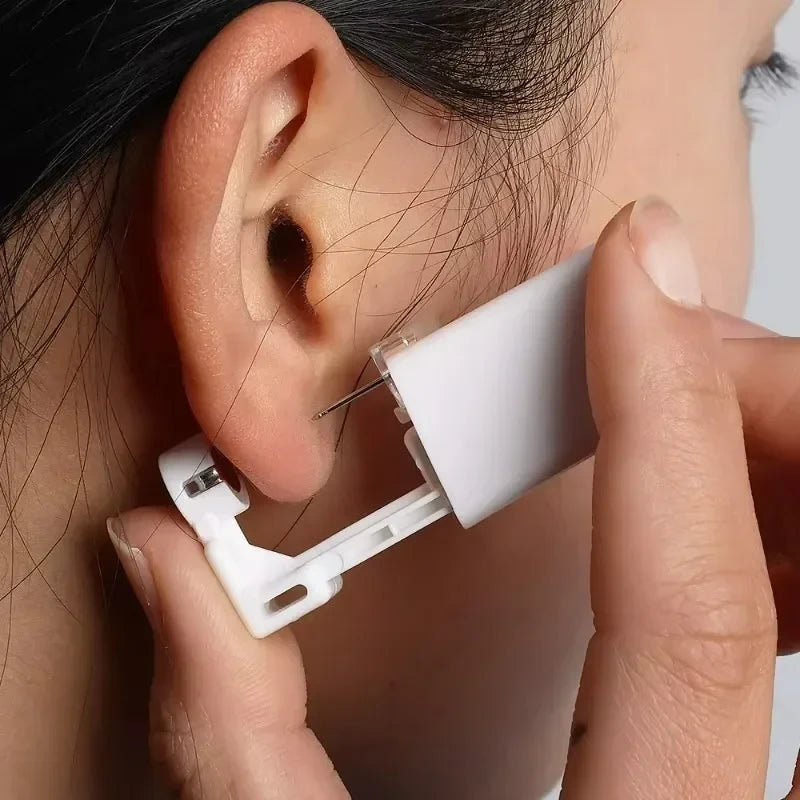 Sterile Ear Piercing Kit